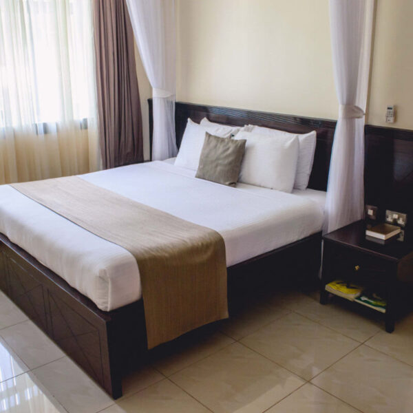 Suite Room at Pinecone Hotel
